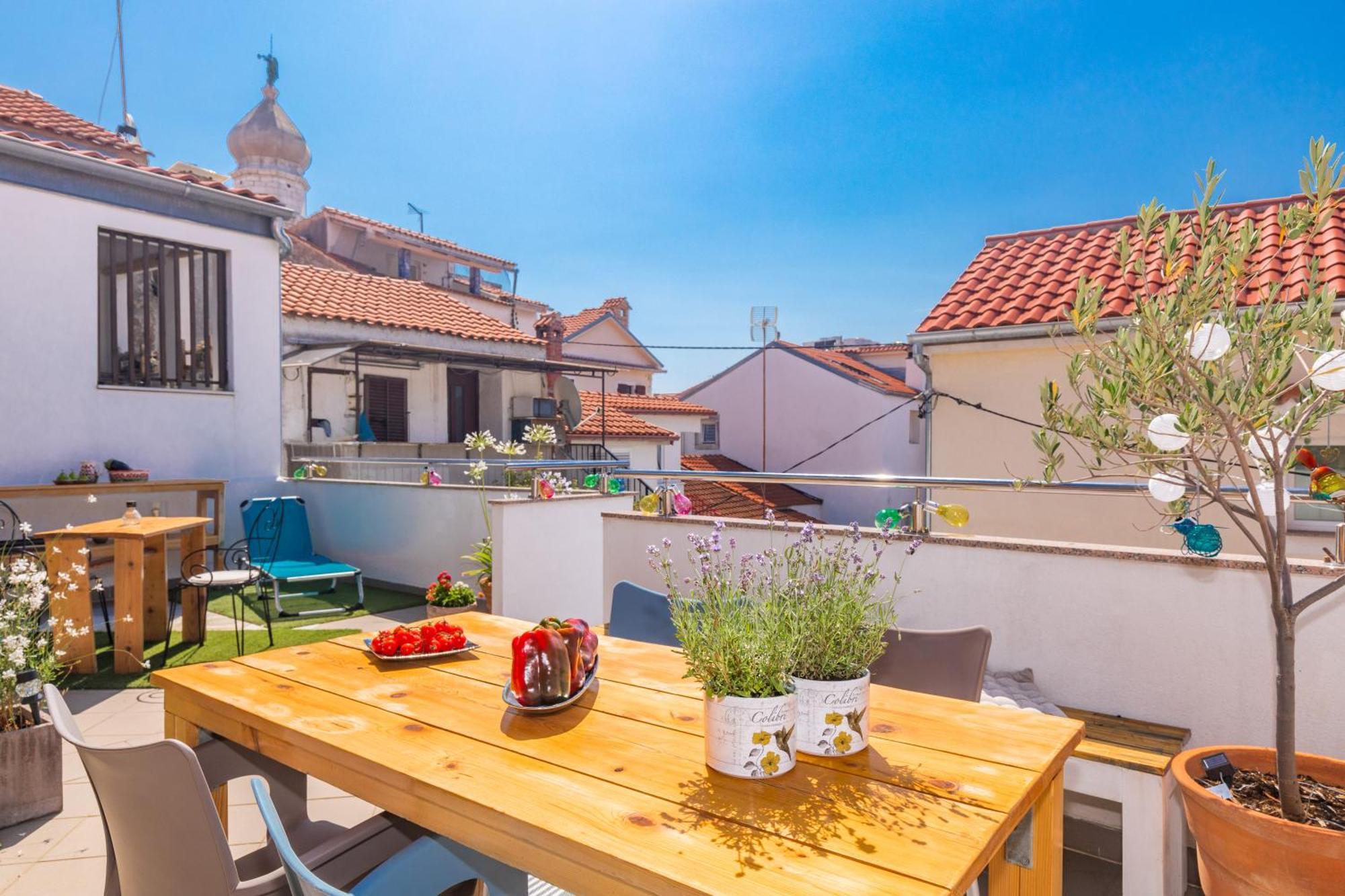 Appartement Yvonne à Krk Town Extérieur photo