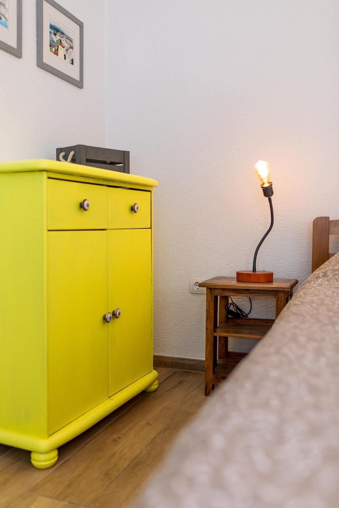 Appartement Yvonne à Krk Town Extérieur photo