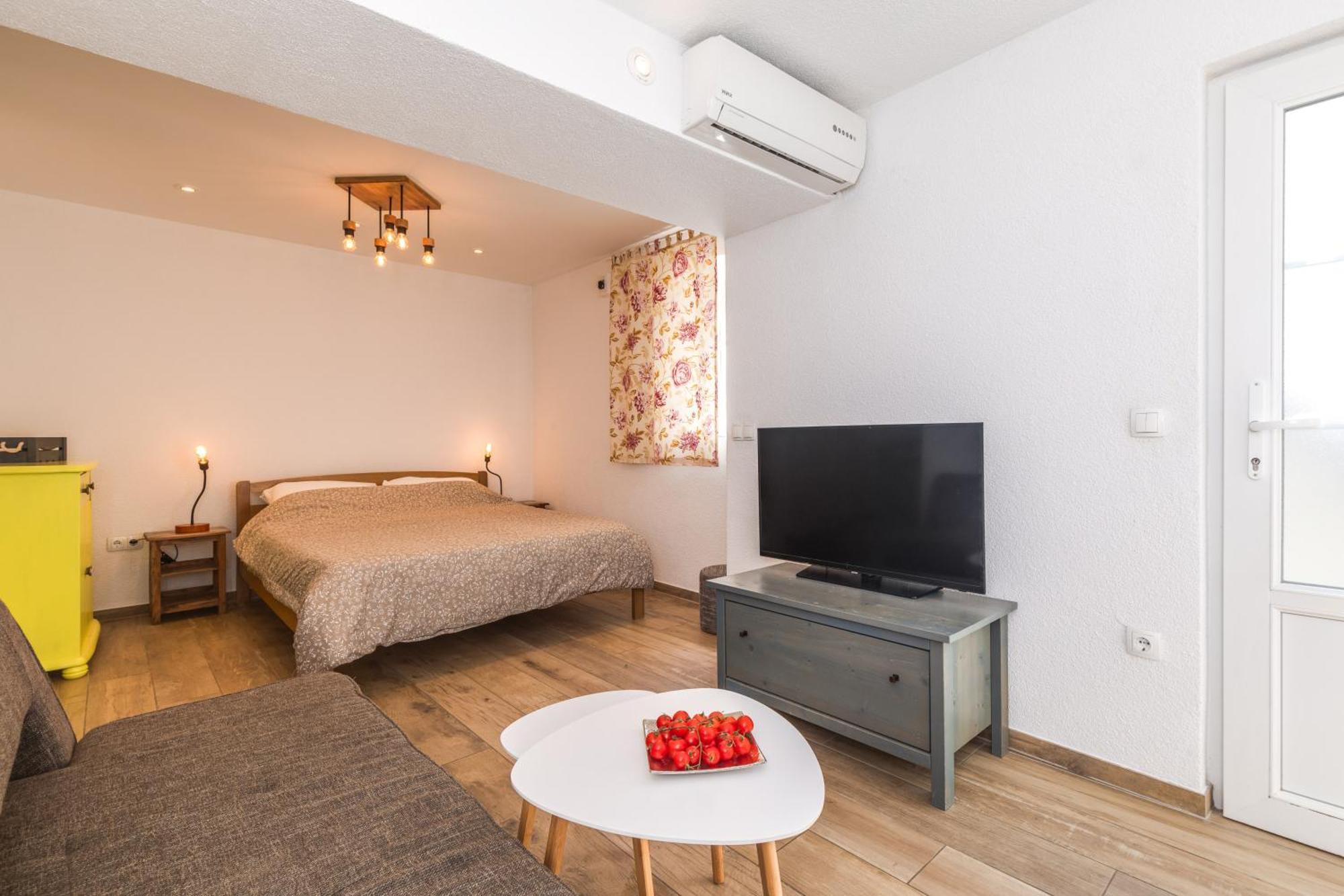 Appartement Yvonne à Krk Town Extérieur photo